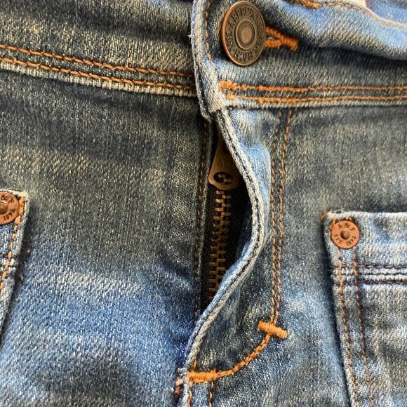Abercrombie & Fitch Womens Distressed Front Patch Pocket Cutoff Jean Sho… - Picture 3 of 12
